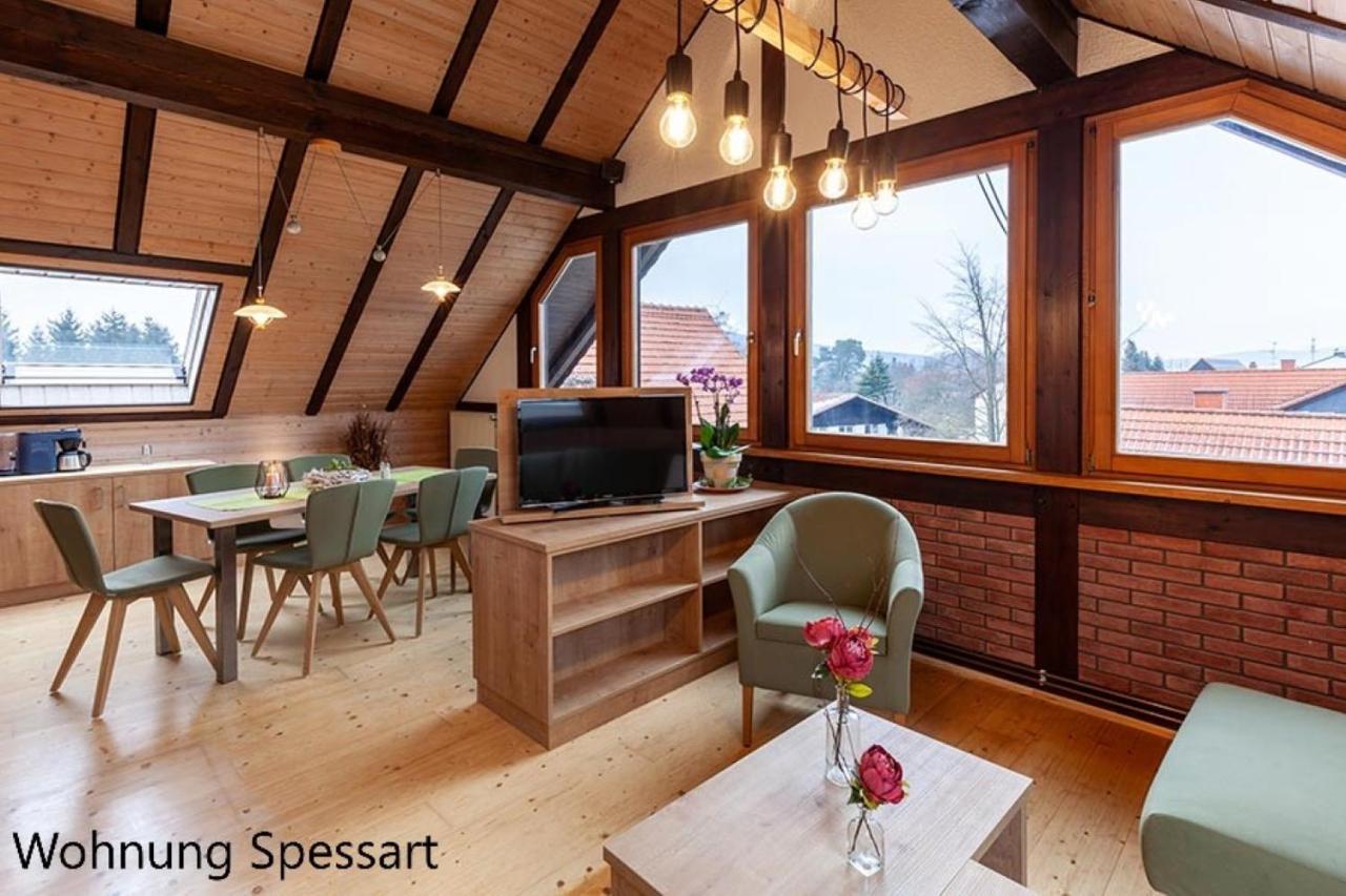 Gaestehaus Zur Quelle Wächtersbach Екстериор снимка